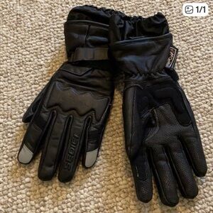 Black Women's Insulated Gloves